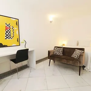Jardins House Apartamento